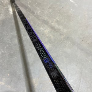 Pack CCM Trigger 9 Pro Stock Hockey Stick Grip 80 Flex P90 Right 3305