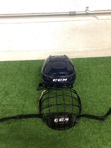 CCM Tacks 910 Helmet | Small