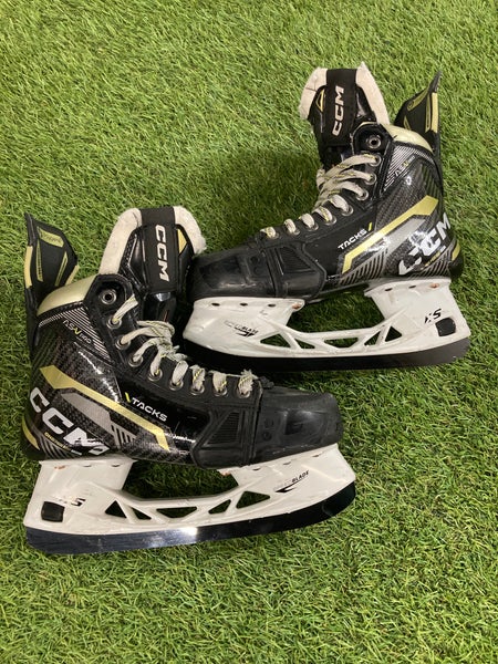 CCM AS-V Pro Hockey Skates | Size 5.5 (Wide)