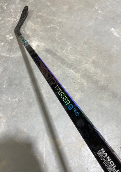 CCM Trigger 9 Pro Stock Hockey Stick Grip 85 Flex P28 Right 3316