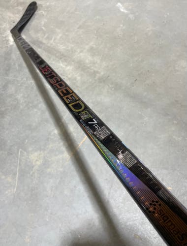 CCM FT7 PRO Pro Stock Hockey Stick Grip 85 Flex P28 Right 4463