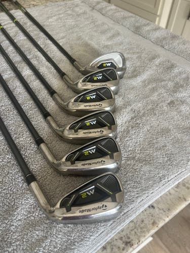 Men's 2019 TaylorMade M2 Right Handed Iron Set Regular Flex 6 Pieces Graphite Shaft (Used)