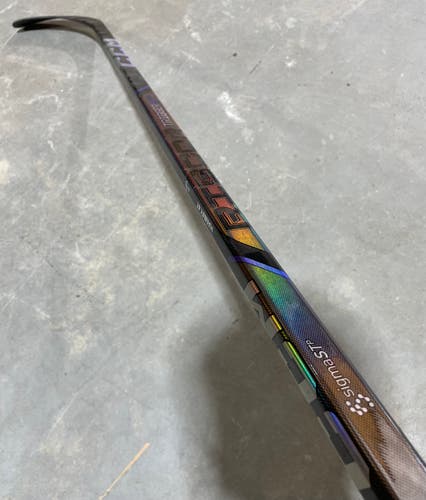 CCM Trigger 9 Pro Stock Hockey Stick Grip 80 Flex P90T Right 3349