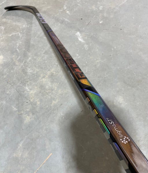 CCM Trigger 9 Pro Stock Hockey Stick Grip 80 Flex P90T Right 3349
