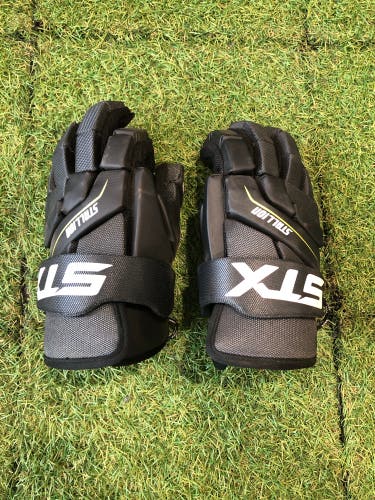 Black STX Stallion 200 Lacrosse Gloves Medium (Used)