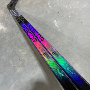 2 Pack CCM Trigger 8 Pro Stock Hockey Stick Grip 75 Flex P28M Right 3327
