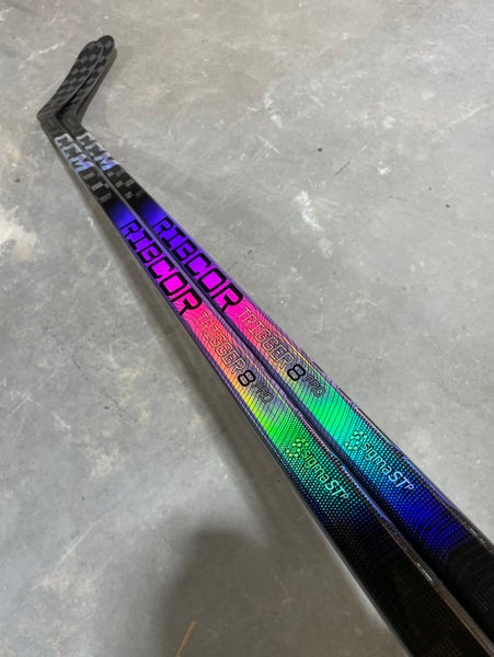 2 Pack CCM Trigger 8 Pro Stock Hockey Stick Grip 75 Flex P28M Right 3327