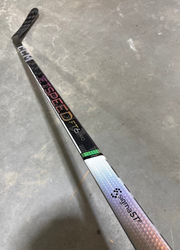 CCM FT6 PRO, Pro Stock Hockey Stick Grip 70!Flex P90TM Right 3372