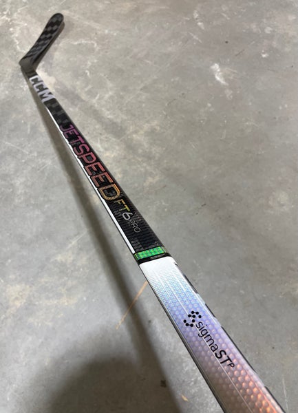 CCM FT6 PRO, Pro Stock Hockey Stick Grip 70!Flex P90TM Right 3372