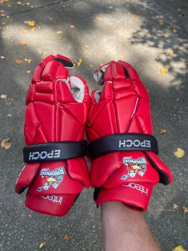 Epoch Integra Calgary Roughnecks NLL gloves