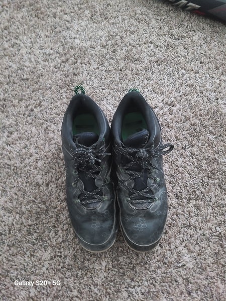 Men's Size M 8.0 (W 9.0) Under Armour High Top (Used)