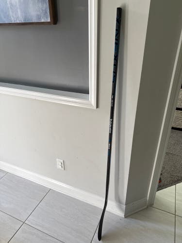 Senior Bauer Nexus E50 Pro Right Handed Hockey Stick P92 (Used)