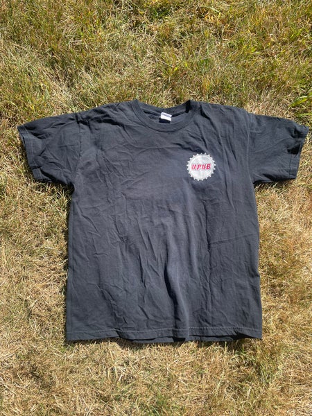 UMass Amherst U Pub vintage T shirt Large