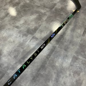 Senior True catalyst 9x3 Hockey Stick Left Hand T92.5 (Used)