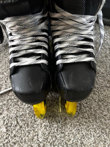 Bauer Inline Skates Regular Width Size 8 (Used)
