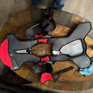Men's Senior XL Bauer Vapor 3X Pro Shoulder Pads  (Used)