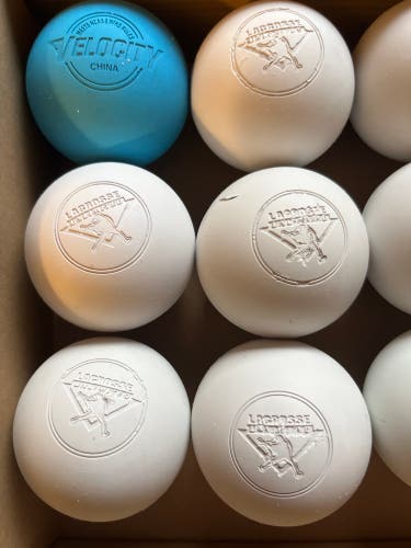 Lot of 16 lacrosse balls(Used)