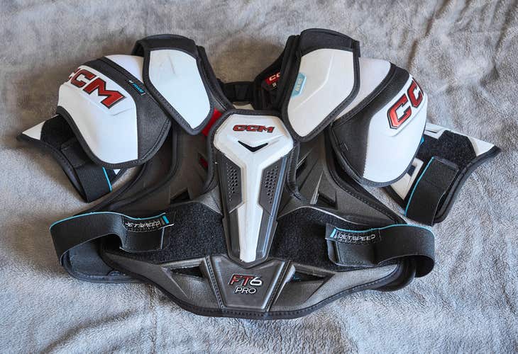 CCM Jetspeed FT6 Pro Shoulder Pads Senior Medium