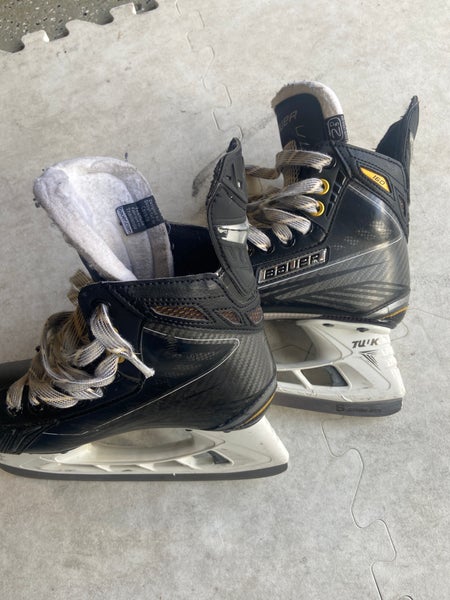 2022 Bauer Supreme S160 Hockey Skates Regular Width Size 2 (Used)