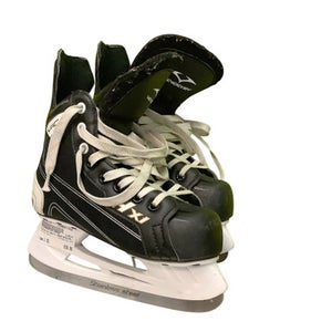 Used Victoria Sport ANATOMICAL HX1 Junior Hockey Skate Junior 03 11686-S000045770