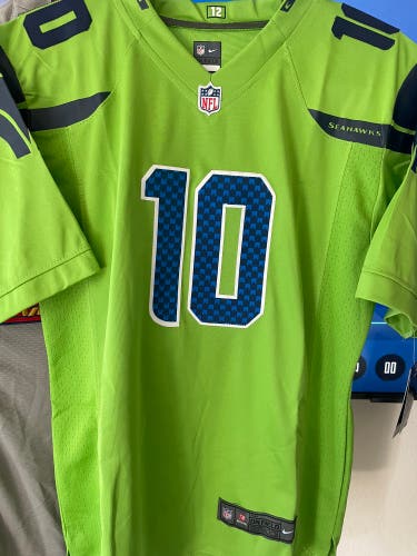 Green Large Women's Jersey (Used)