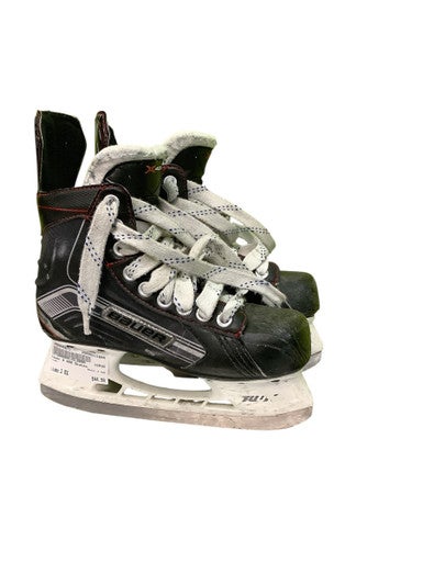 Used Bauer X 400 Junior Hockey Skate Junior 02 11686-S000045671