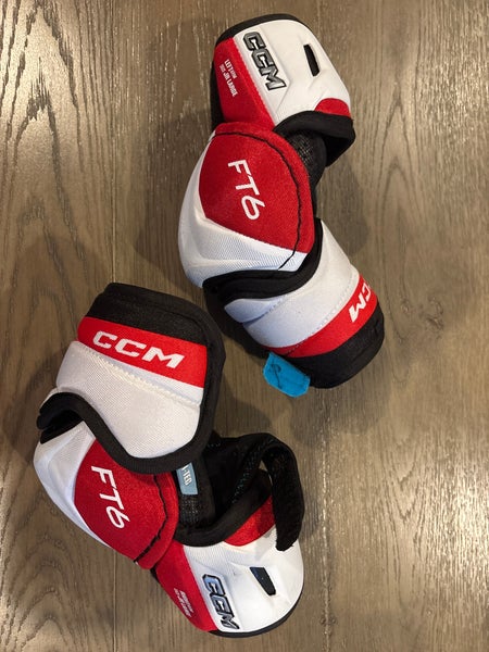 Junior Large CCM Jetspeed ft6 Elbow Pads (Used)