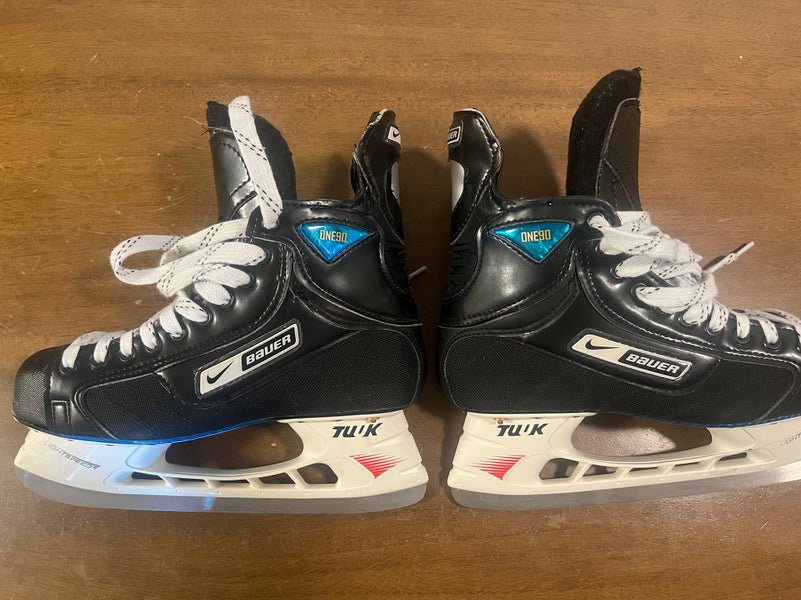 Nike Bauer Pro Stock One90 Classic Hockey Skates. Size 8DA.