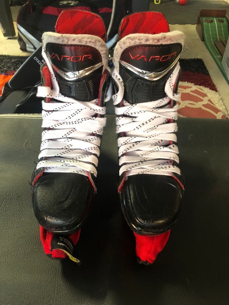 2023 Bauer Vapor X Velocity Hockey Skates Regular Width Size 5.5 (Used)