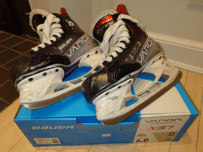 Bauer Vapor X3.7 Intermediate 4 Width D