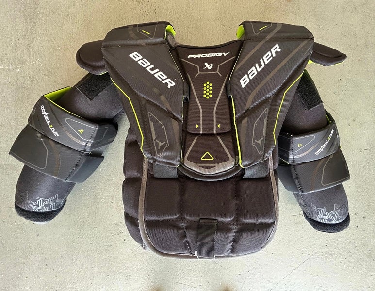 XL 2024 Bauer Prodigy Goalie Chest Protector (Used)