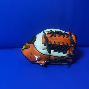 Mizuno Custom Classic RH Infield fastpitch Glove 11.5" (New)