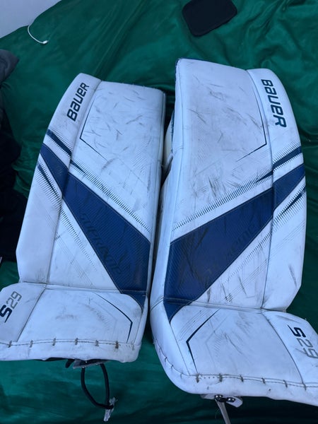 Large Bauer Supreme S29 Goalie Leg Pads (Used)