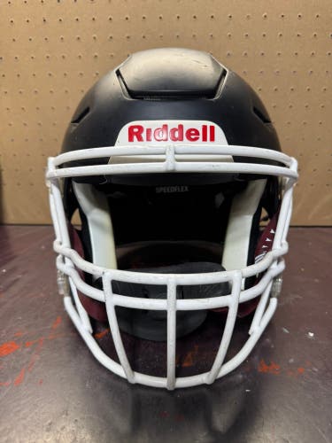Riddell speed flex size medium adult 2025
