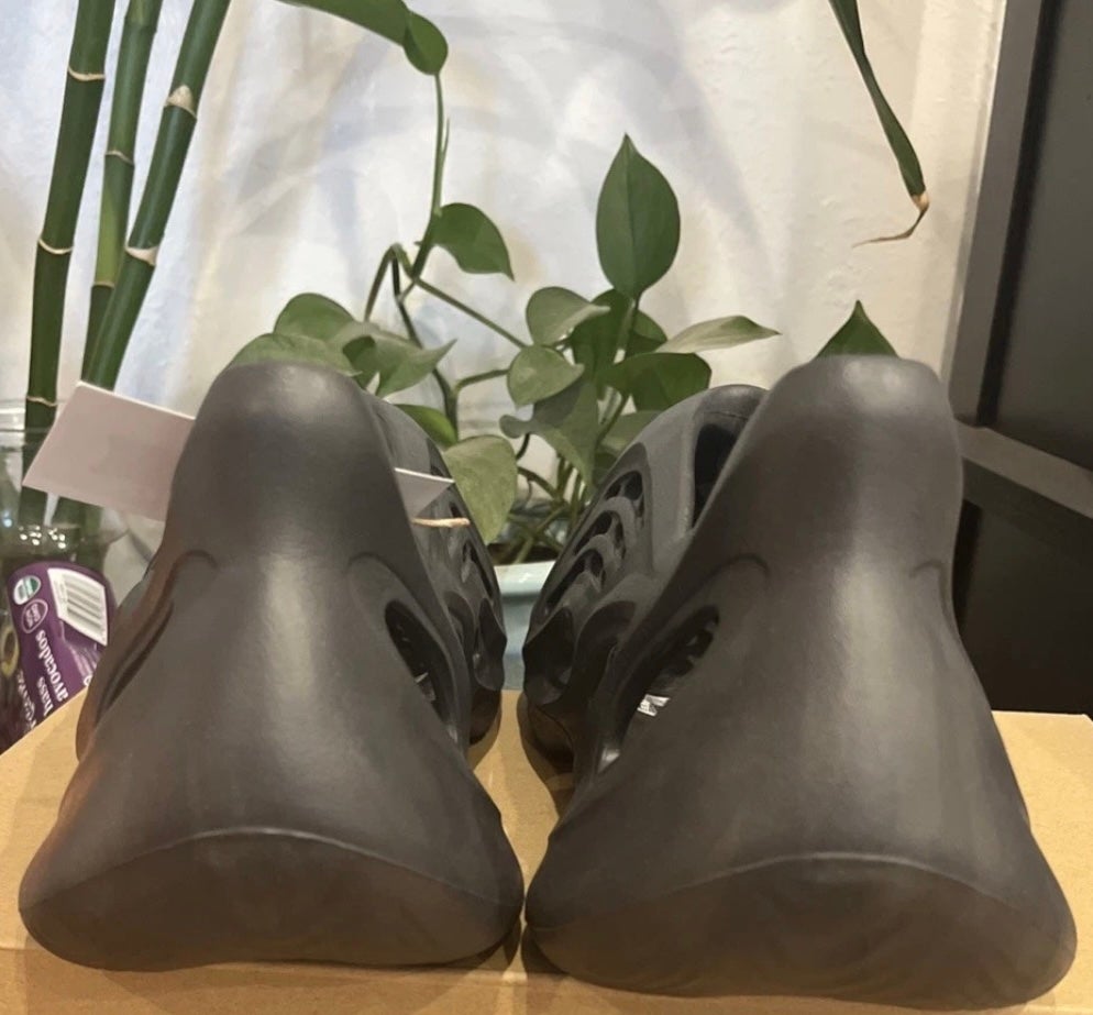 size 5 adidas originals yeezy shoes