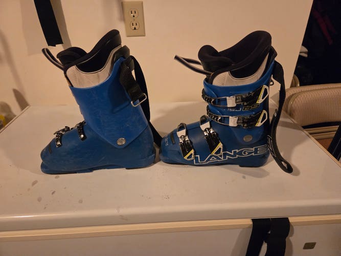 Mondo 23 & 23.5 Lange All Mountain Ski Boots (Used)