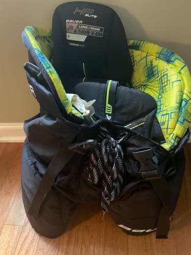 Junior Large Bauer Hockey Pants (Used)