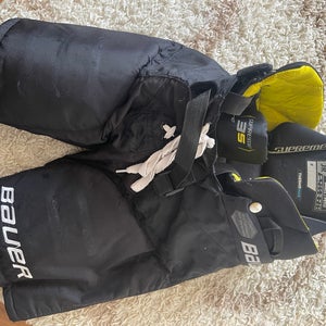 Junior Small Bauer Supreme 3S Hockey Pants (Used)