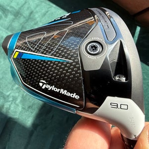 TaylorMade Sim 2 Max Driver with Extra Shaft – MINT CONDITION
