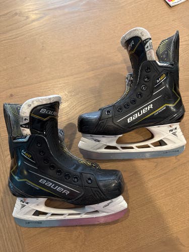2024 Bauer Supreme M40 Hockey Skates Size 4 (Used)