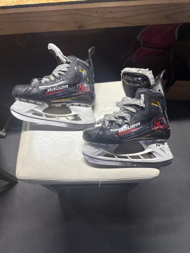 Bauer Supreme M5 Pro Hockey Skates 7.5 (Used)