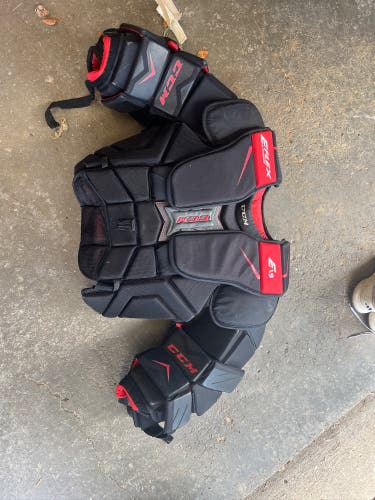 Large/Extra Large CCM Extreme Flex Shield E1.9 Goalie Chest Protector (Used)