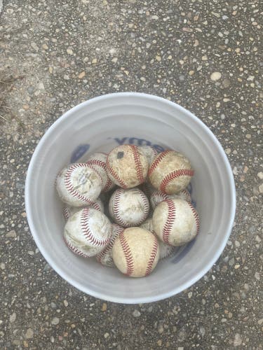 Rawlings Baseballs 25 (Used)
