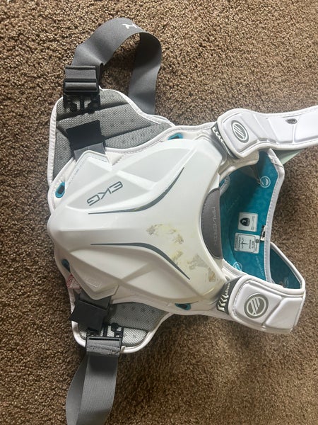 Large Adult Maverik Shift Shoulder Pads (Used)
