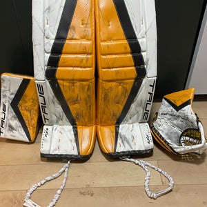 2024 34" True Catalyst PX3 Regular Goalie Full Set Pro Stock (Used)
