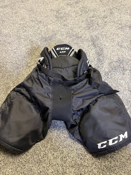 Youth Medium CCM Hockey Pants (Used)