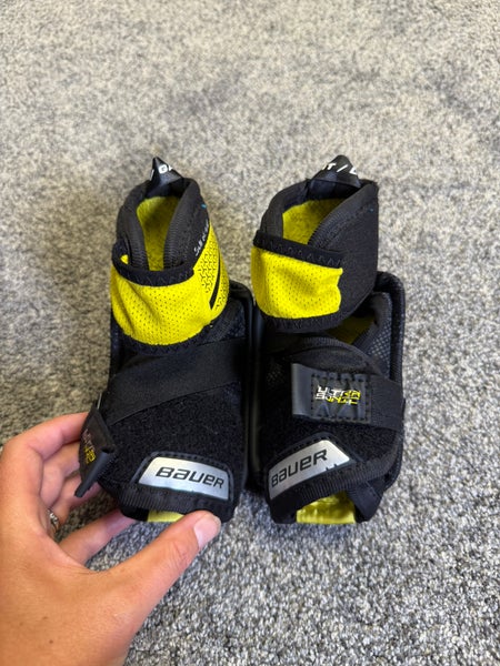 Youth Large Bauer Elbow Pads (Used)