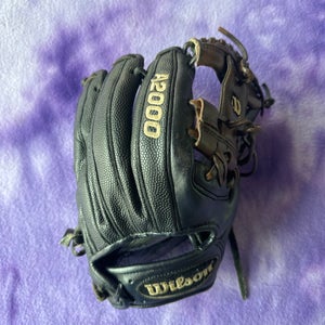 Black Wilson A2000 RH Infield Baseball Glove 11.5" (Used)
