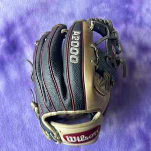 Black Wilson A2000 RH Infield Baseball Glove 11.5" (Used)