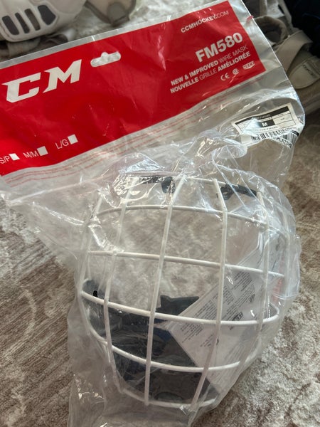 Medium CCM FM580 Full Cage (New)